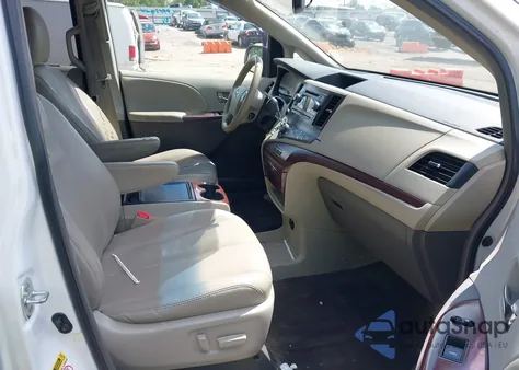 2014 Toyota Sienna Xle V6 8 Passenger из США, поврежденный, VIN 5TDYK3DC3ES525044